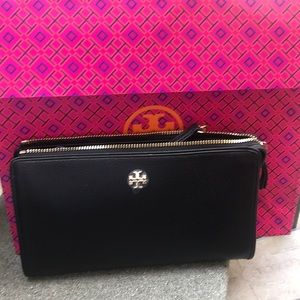Tory Burch slim wallet crossbody